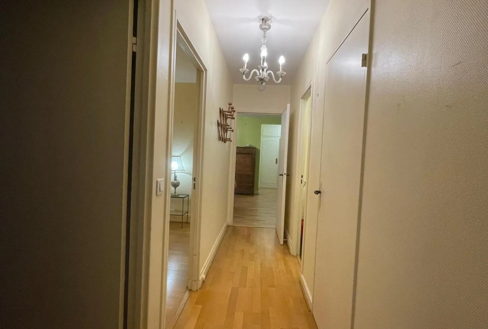 Homestay Double Room In Beautiful Apartment Paris