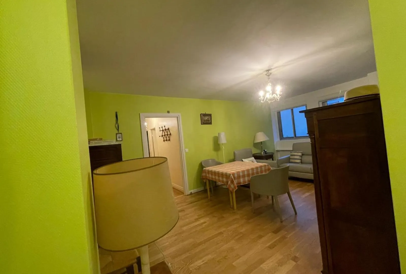 Homestay Double Room In Beautiful Apartment Paris